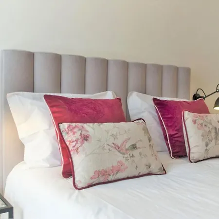 Clerigos Prime By Hosts Apartment Porto