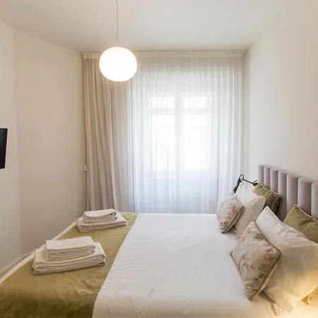 Апартаменты Clerigos Prime By Hosts