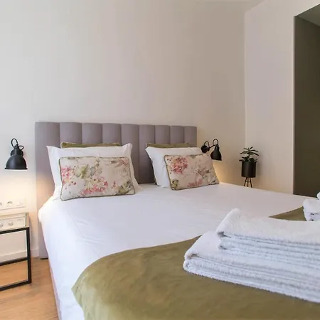 Apartment Clerigos Prime By Hosts *