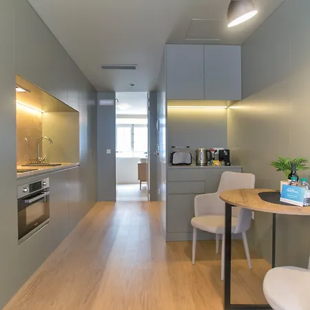 Clerigos Prime By Hosts Porto