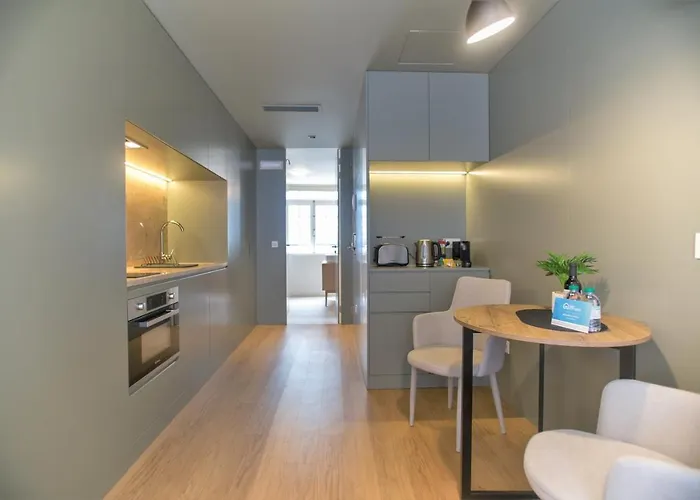 Clerigos Prime By Hosts Porto