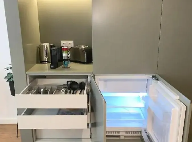 Clerigos Prime By Hosts * بورتو